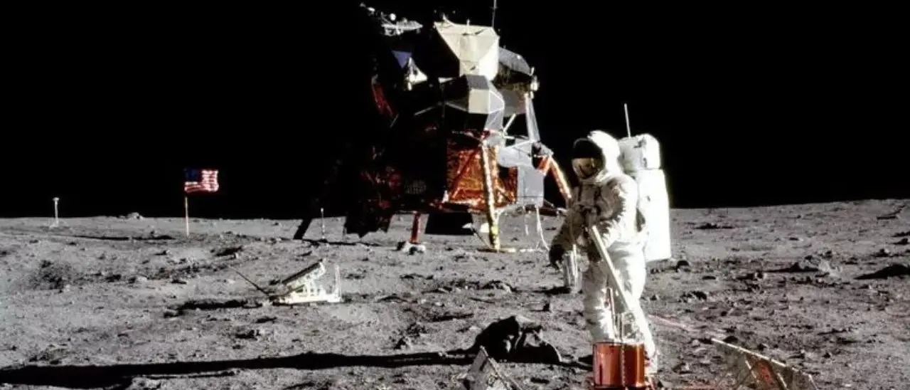 «Siamo venuti in pace, a nome di tutta l’umanità»: i primi passi dell’uomo sulla luna 55 anni fa