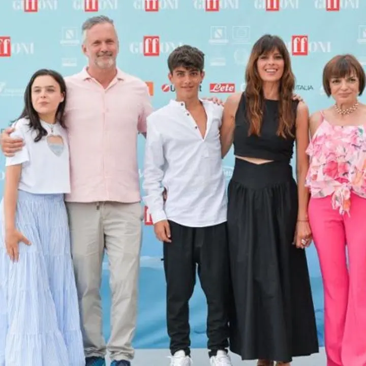 A Giffoni54 emozioni e lacrime per la presentazione del film “il ragazzo dai pantaloni rosa”