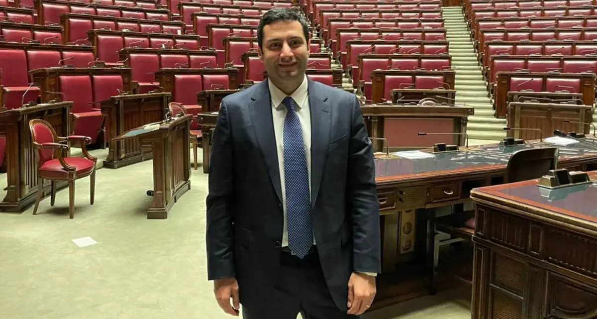 Andrea Gentile entra in Parlamento al posto di Elisa Scutellà: il forzista vince il ricorso sul voto alle Politiche