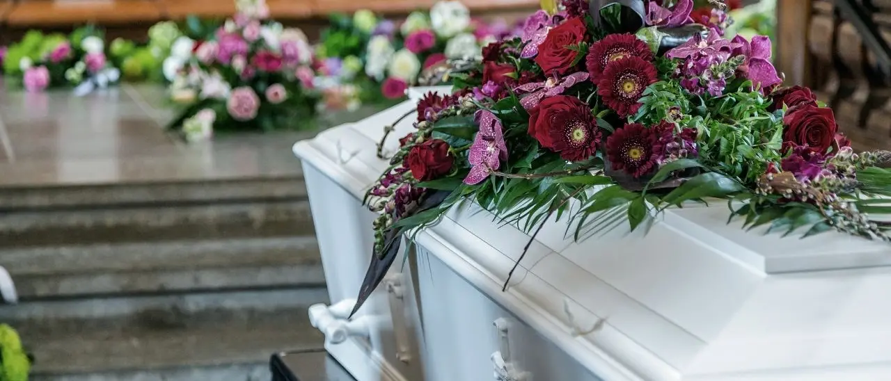 Il cimitero-Mediterraneo restituisce i corpi inghiottiti: aveva sei anni e si chiamava Anàs il bimbo trovato nel Golfo di Sant’Eufemia