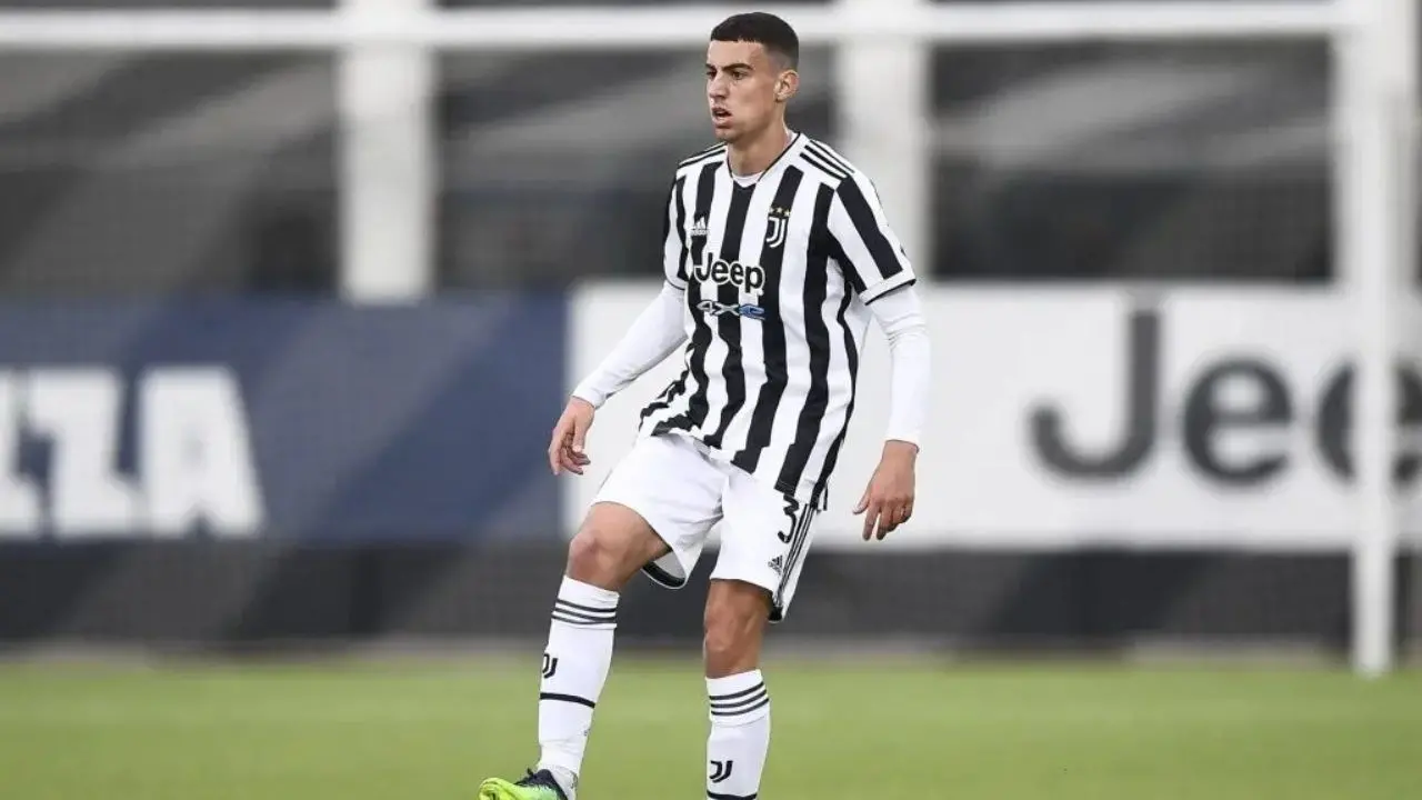 Calciomercato Catanzaro, Riccardo Turricchia in giallorosso. Il giovane terzino arriva in prestito dalla Juve Next Gen