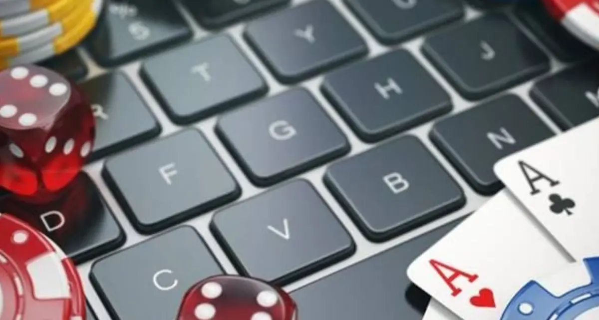 Gioco d’azzardo patologico, una piaga silenziosa che alimenta usura e criminalità. Crotone tra le province più colpite