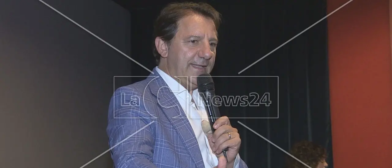 Tridico (M5s) svela la «menzogna» dell’Autonomia differenziata: «Senza soldi per i Lep non si va da nessuna parte»