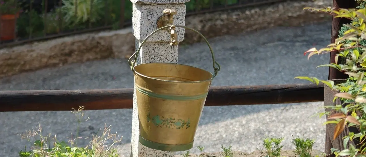 Siccità, il sindaco di Mandatoriccio alla guerra dell’acqua contro Campana: «Ci tagliano le forniture, forzeremo la condotta»