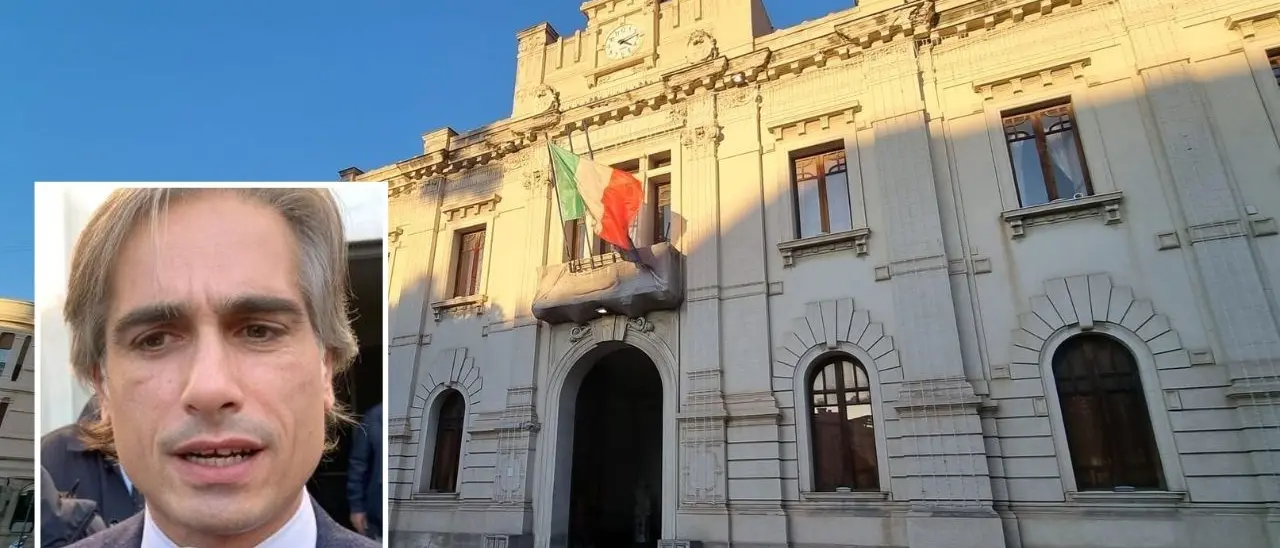 Reggio Calabria paralizzata per la chiusura degli uffici comunali inagibili, Falcomatà infuriato cerca\u00A0una soluzione lampo\n