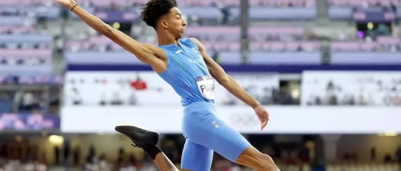 Olimpiadi, arriva la prima medaglia azzurra dall’atletica: Furlani bronzo nel salto in lungo
