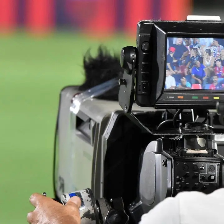 Serie B, ancora caos sui diritti tv: oggi tutte le squadre a Milano per un’assemblea urgente