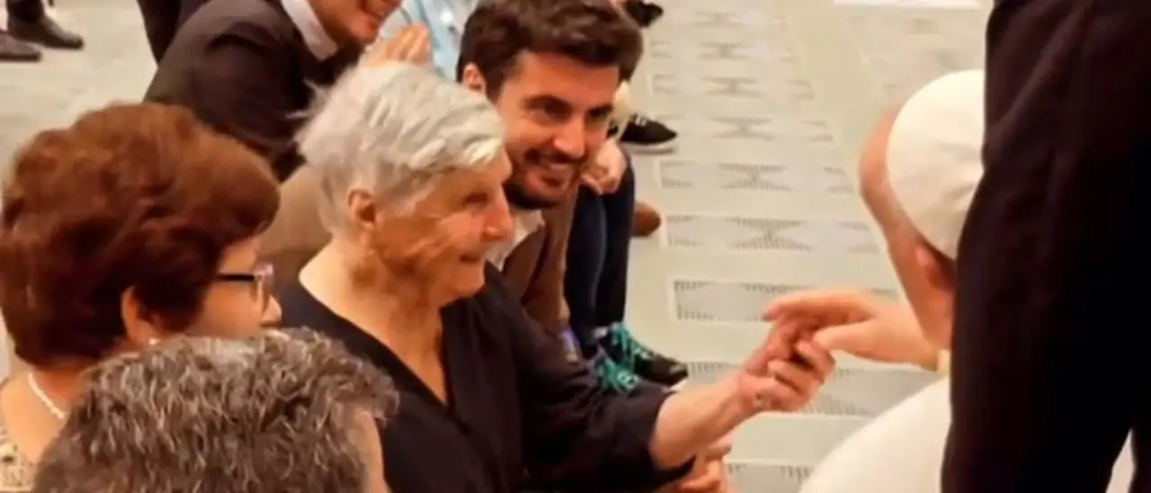 Il pane del Mulinum in dono al Papa: insieme a Stefano Caccavari anche nonna Concetta