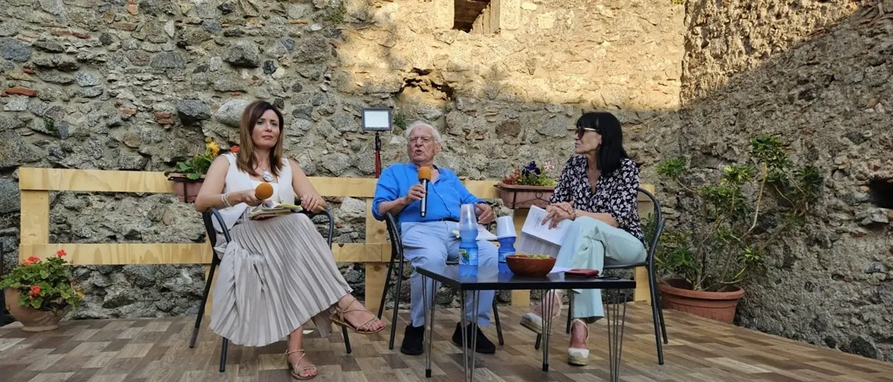 Magistrato, poeta e scrittore: il presidente aggiunto onorario della Cassazione Marcello Vitale si racconta a Squillace