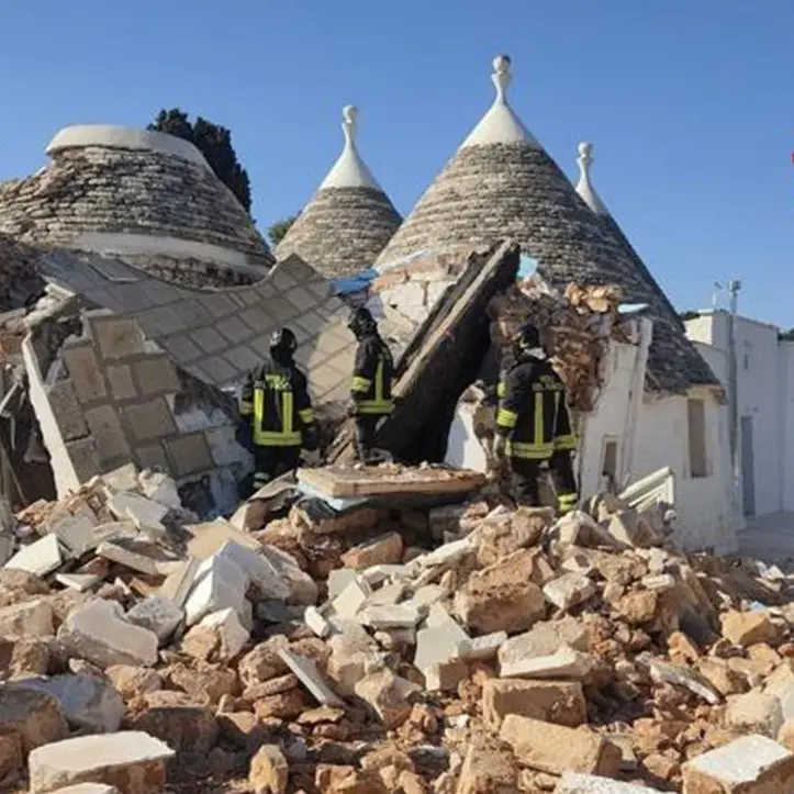 Esplosione in un trullo in Puglia: uomo morto sotto le macerie, ferita gravemente una donna