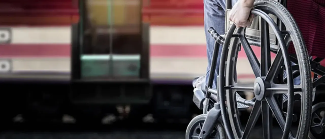 «La stazione di Cannitello-Villa San Giovanni inaccessibile ai disabili»: il Codacons denuncia Occhiuto, Rfi e l’Autorità per i trasporti