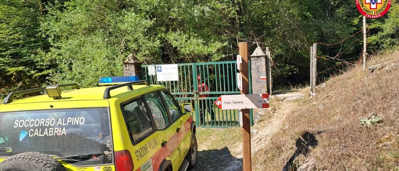 Perde orientamento nel Parco del Pollino, ritrovato escursionista lucano di 60 anni