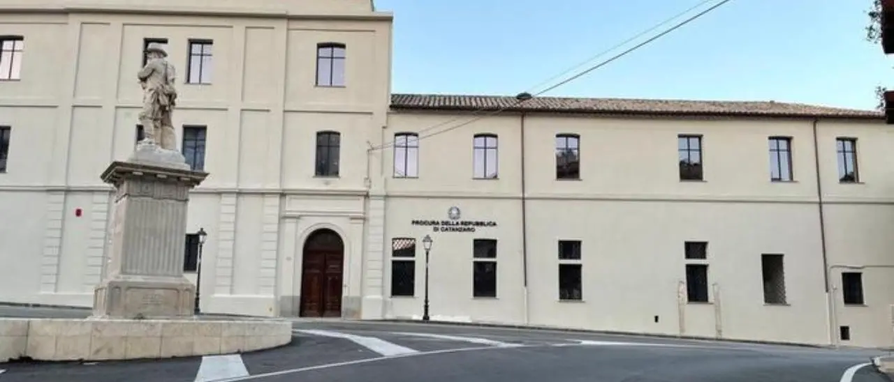 Dal Tirreno alla Valle dell’Esaro, le nuove rotte del narcotraffico in provincia di Cosenza