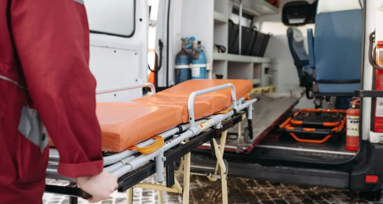 «Sarà dura»: l’estate si avvicina e il 118 è già in affanno. Mancano medici e infermieri, a rischio la copertura dei turni\n