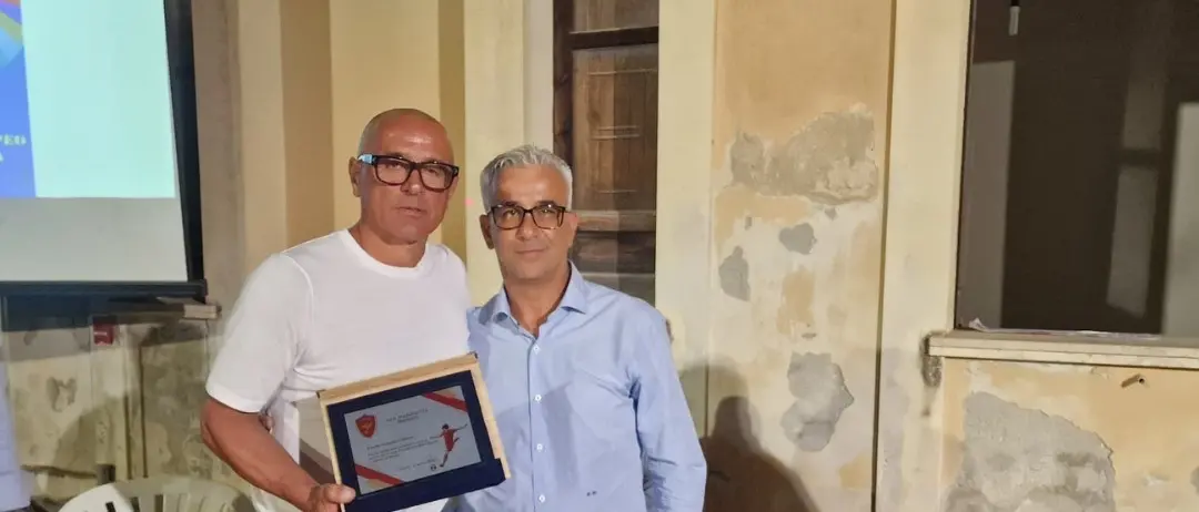 Calzona torna nella sua Cessaniti: «Questa è casa mia, ricordo quando giocavamo a pallone davanti a casa di mia nonna»