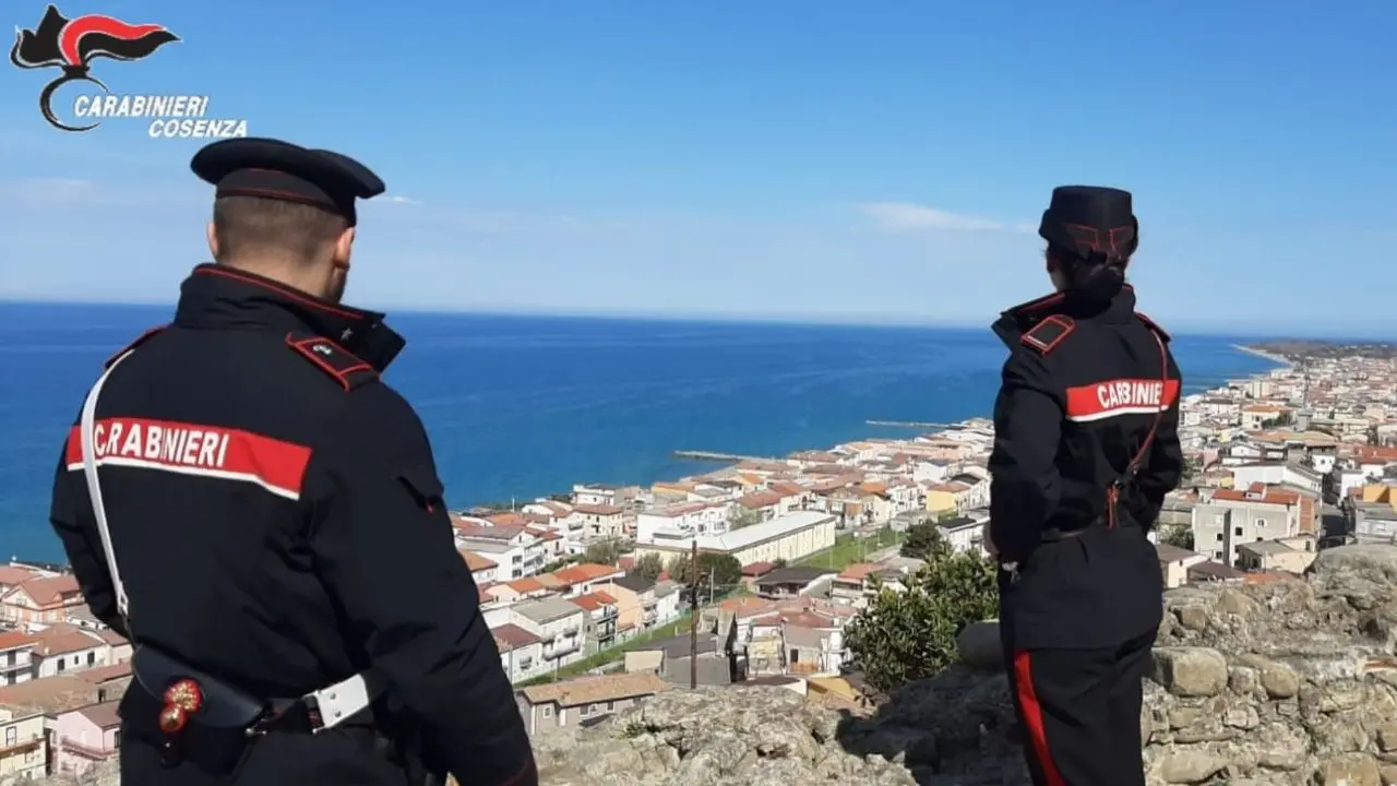 Arrestato a Cariati pericoloso latitante campano, era stato condannato all’ergastolo per omicidio