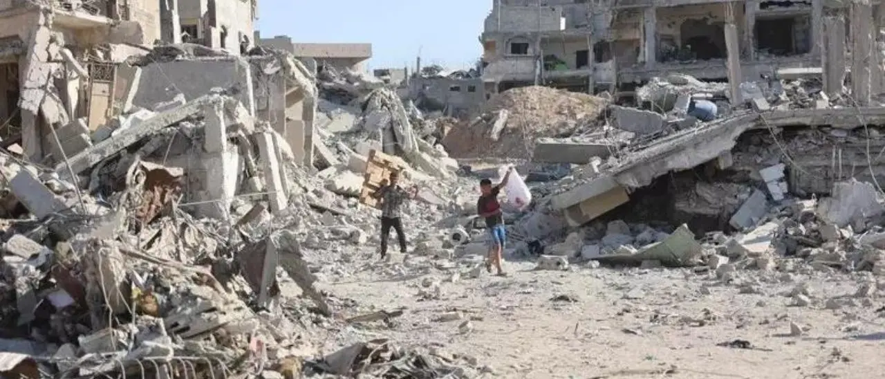 Raid israeliani su Gaza uccidono 19 persone: tra i morti anche una donna e i suoi sei figli