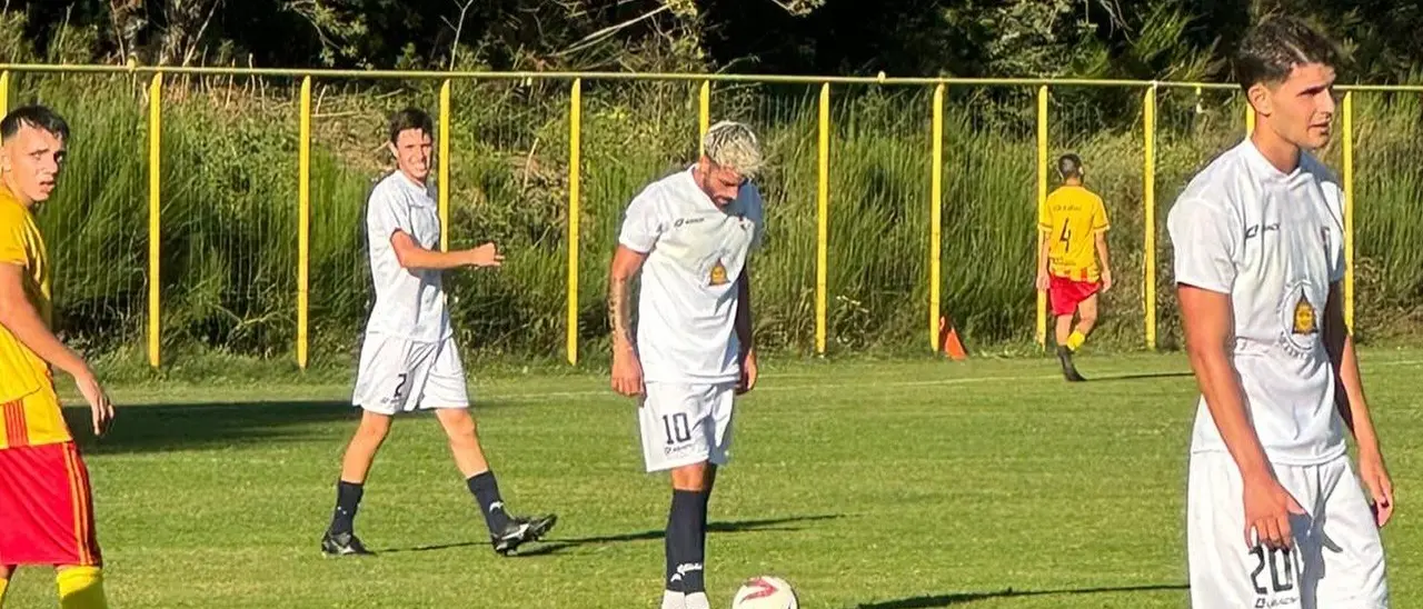 Vibonese, Pagni pronto a dare il suo contributo: «C’è un ottimo ambiente. Se sono qui lo devo a mister Facciolo e al direttore Meli»