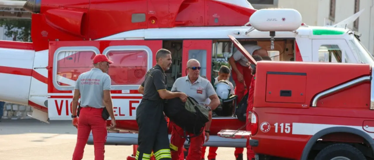 Barca a vela affondata in Sicilia, riprese le ricerche dei dispersi della Bayesian