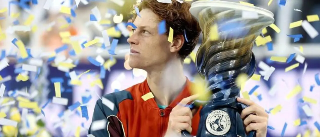 Tennis, Sinner trionfa a Cincinnati e blinda la prima posizione nel ranking