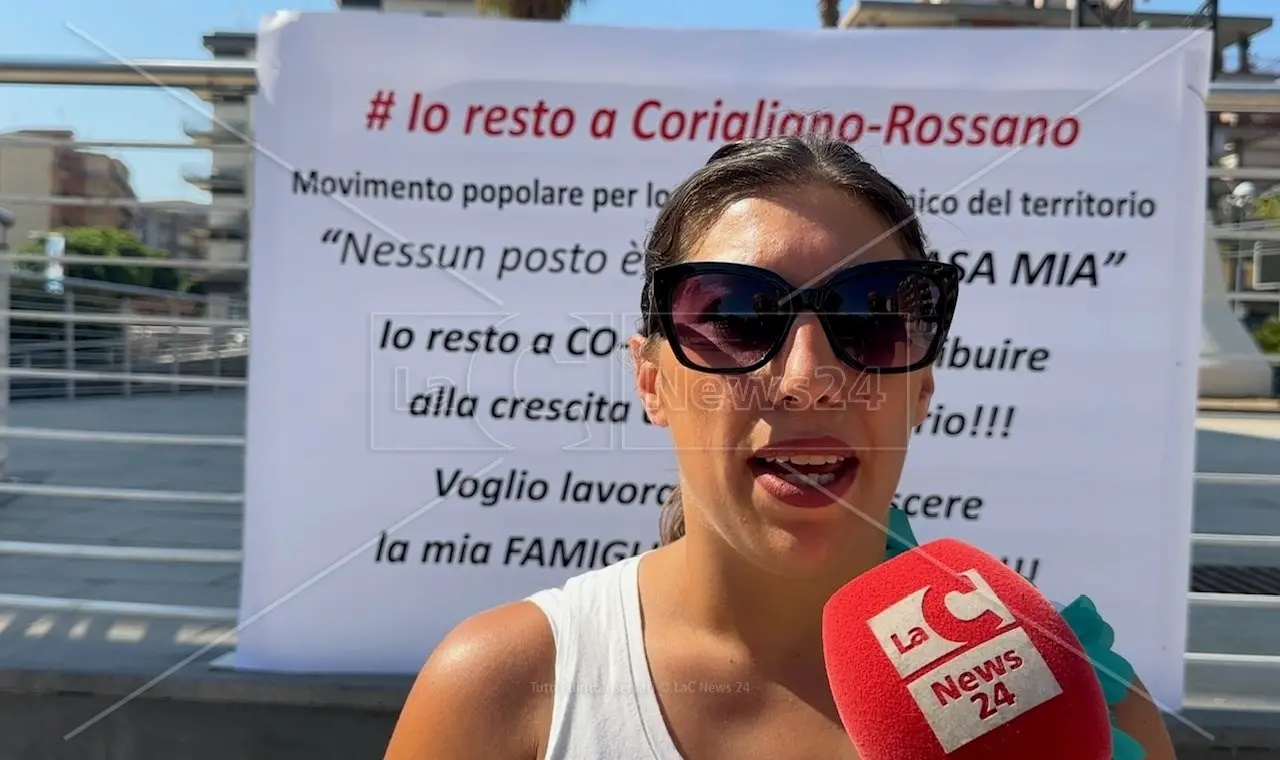 Corigliano Rossano, manifestazione in piazza a sostegno dell’investimento di Baker Hughes al porto