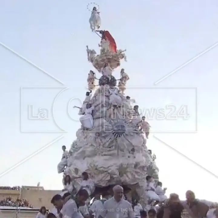 La Varia patrimonio dell’Umanità rischia di diventare una festa strapaesana: così si spreca un grande evento popolare