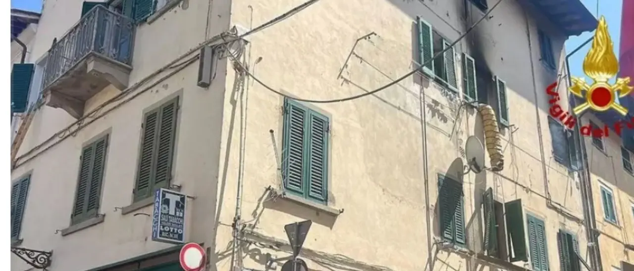 Fiamme in un’abitazione a Santa Croce sull’Arno, morta una bambina