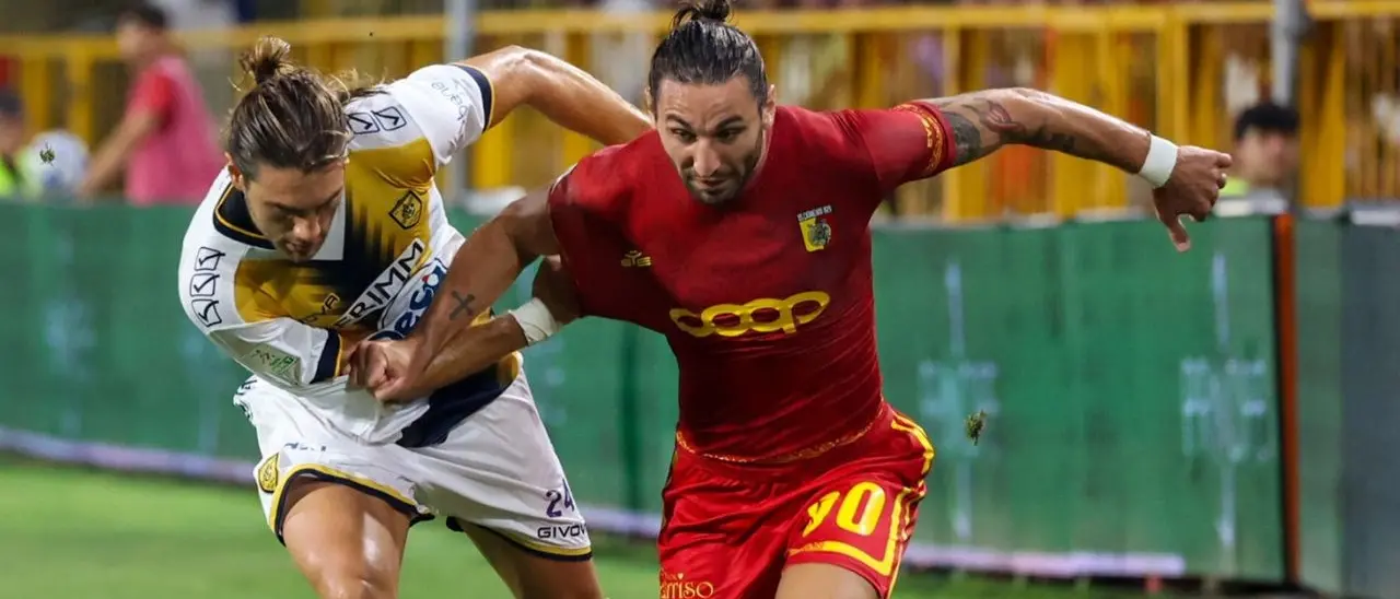 Catanzaro-Juve Stabia, secondo pareggio consecutivo per le Aquile: contro le Vespe finisce 0 a 0