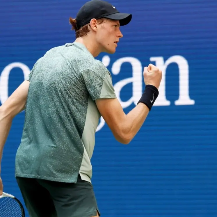 Us Open, Sinner batte McDonald e si qualifica per il secondo turno: «Significa molto per me»