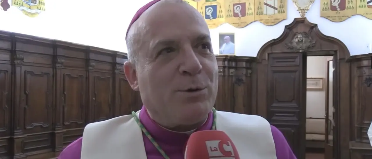 Crotone, mons. Panzetta trasferito a Lecce: il Papa lo nomina arcivescovo coadiutore. Tra due anni succederà a Seccia