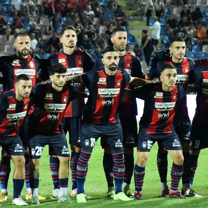 Calciomercato Crotone: in ingresso c’è l’ok per Armini, ma l’obiettivo dei pitagorici è sfoltire la rosa