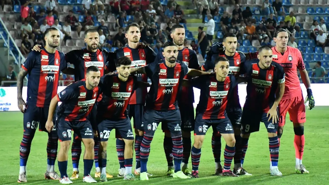 Calciomercato Crotone: in ingresso c’è l’ok per Armini, ma l’obiettivo dei pitagorici è sfoltire la rosa