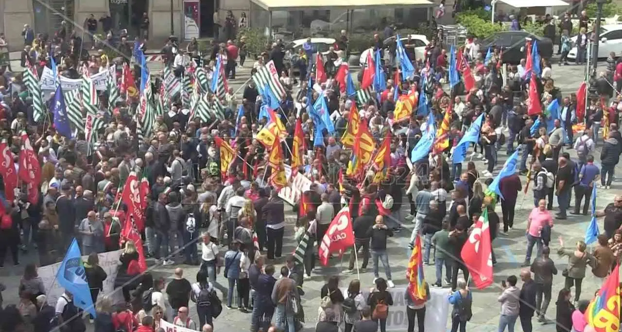 Tirocinanti Calabria, nel vivo le stabilizzazioni per 1.700 lavoratori: ecco le graduatorie dei Centri per l’impiego\n