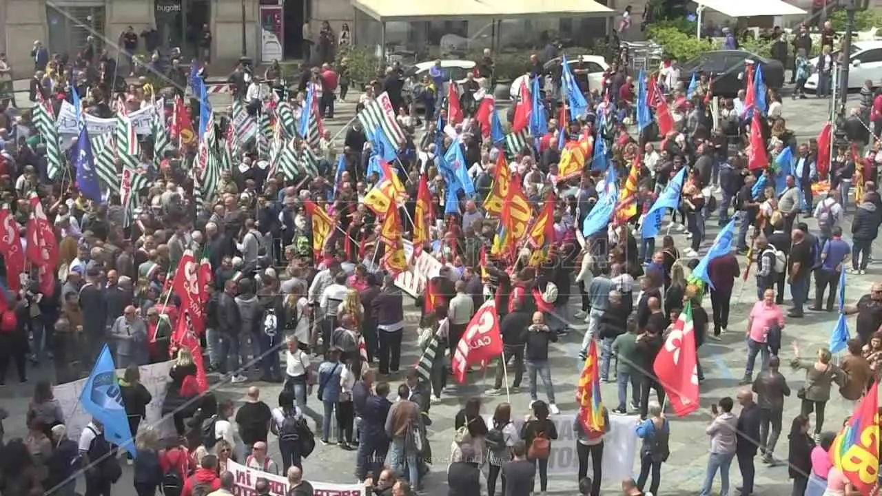 Tirocinanti calabresi, si torna in piazza: i sindacati chiamano alla mobilitazione il 18 settembre a Catanzaro