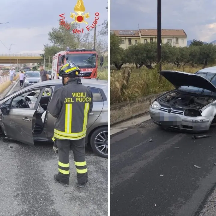 Scontro tra auto a Catanzaro, due persone ferite trasportate in ospedale