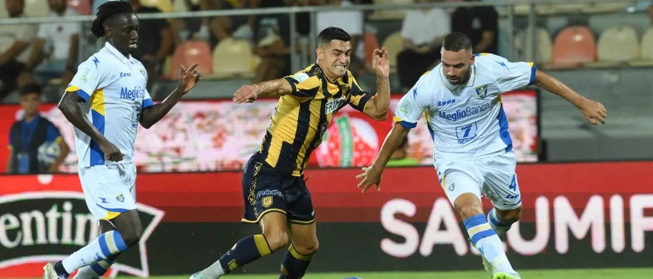 Serie B: Pisa, Juve Stabia e Spezia in testa. Sassuolo che batosta, la Sampdoria non sa più vincere