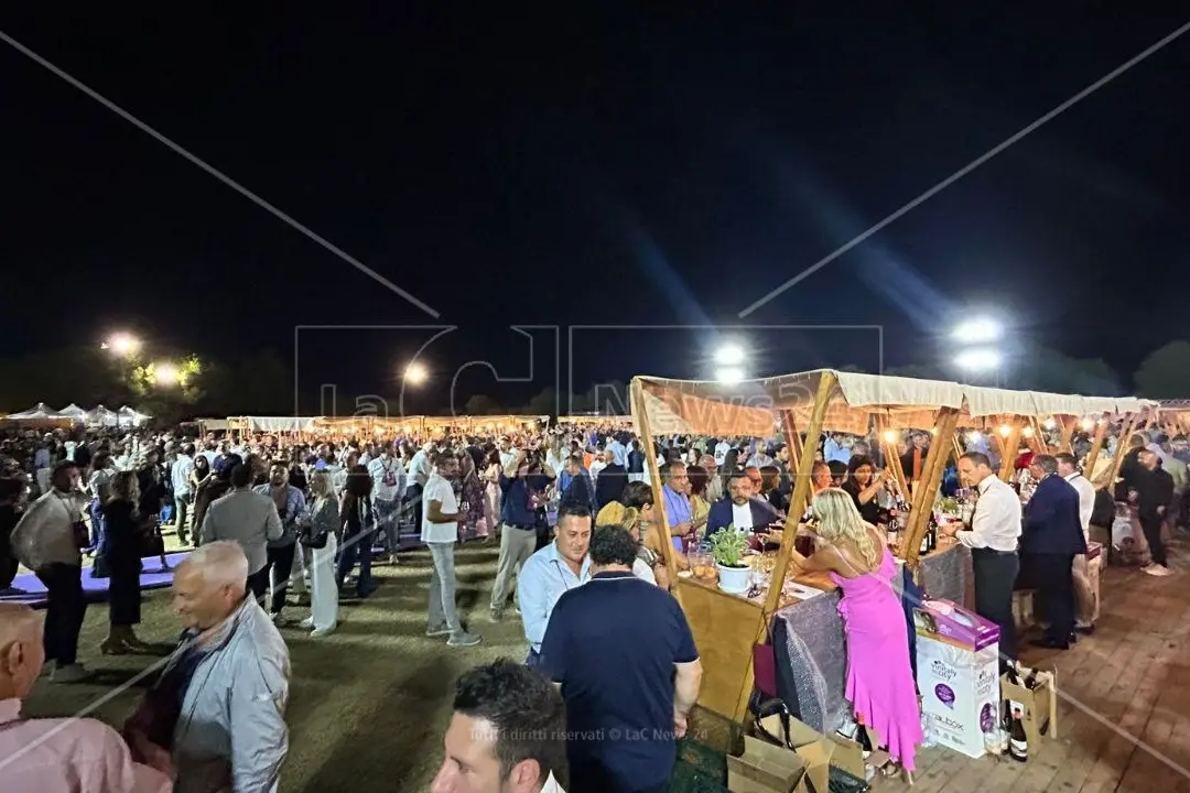 Il Vinitaly and the City torna in Calabria. Occhiuto: «Confermiamo\u00A0il ruolo\u00A0centrale della regione nel panorama vitivinicolo»\n