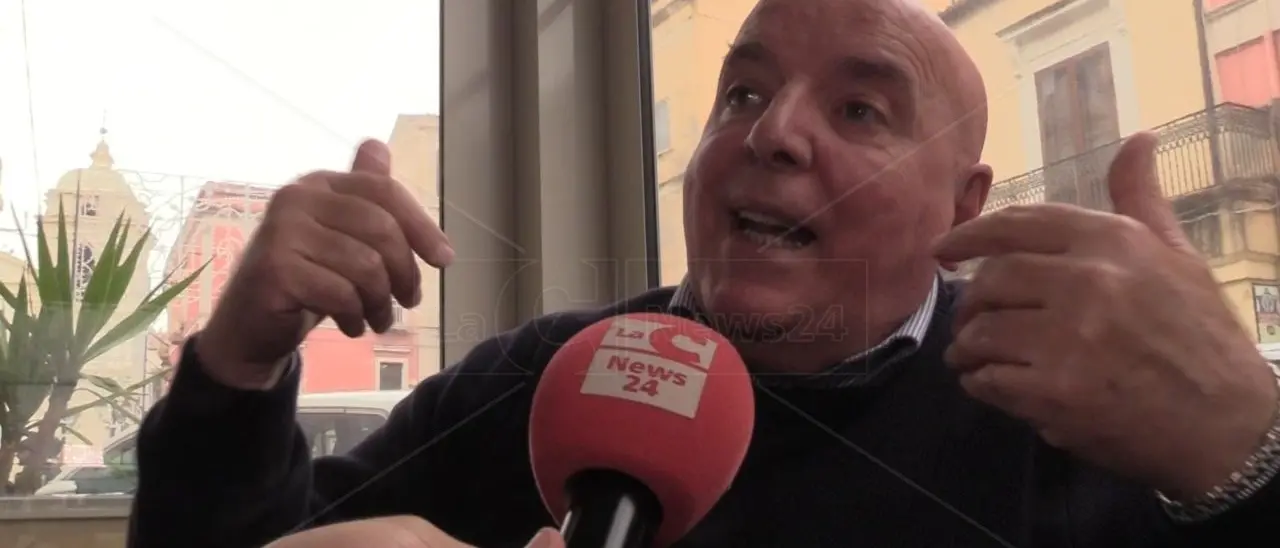 Pnrr, Oliverio critica la gestione delle grandi infrastrutture: «La Calabria tagliata fuori dai progetti strategici»