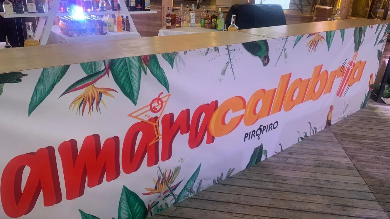 “Amara Calabria”, tutto pronto per la terza edizione dell’evento che celebra l’arte dei cocktail: protagonisti gli amari calabresi