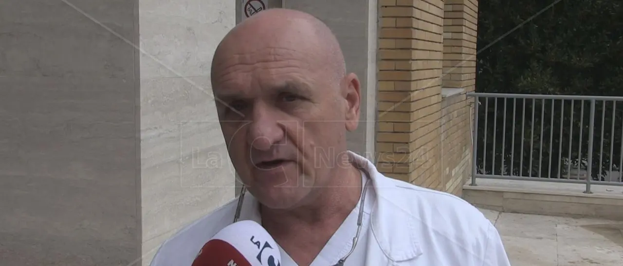 Ospedale di Cosenza, Zanolini smentisce De Salazar: «Le mie dimissioni non sono una fake news»