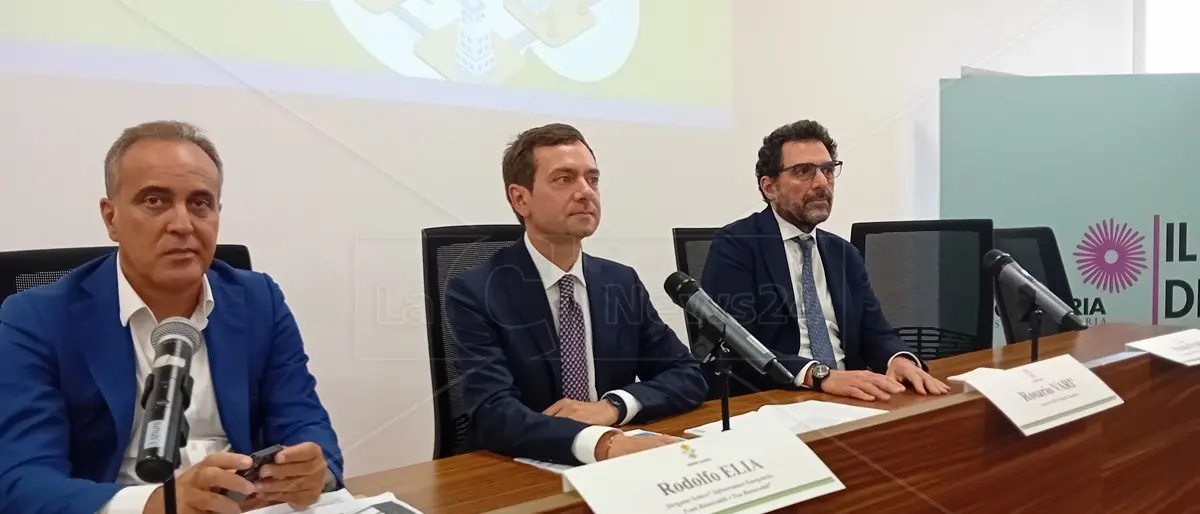 Ridurre i consumi dell’illuminazione pubblica con la transizione verde, la Regione finanzia i Comuni