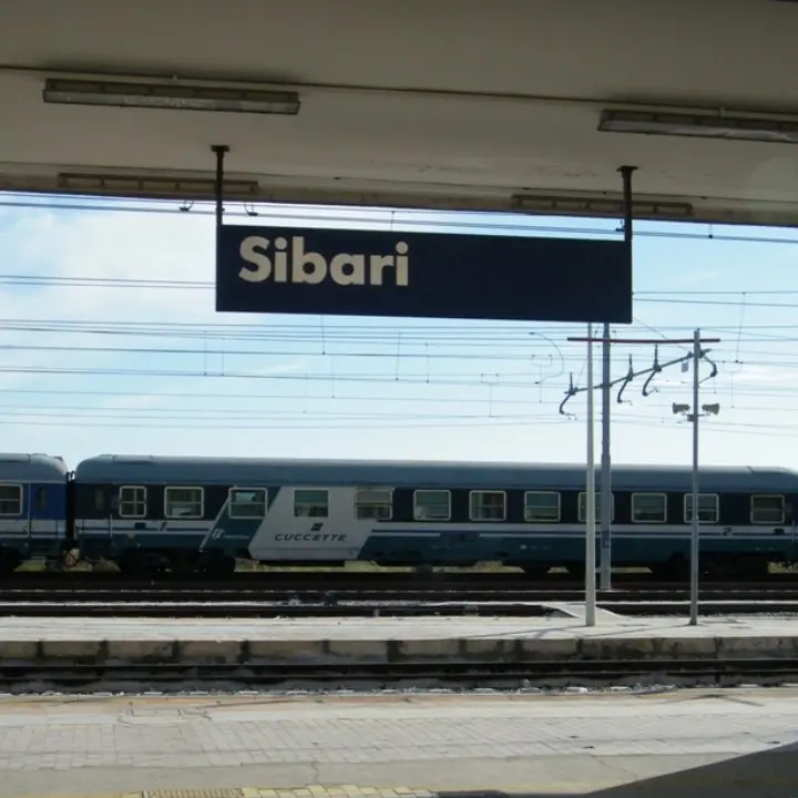 Ferrovia, lavori lungo la tratta Sibari-Crotone: circolazione sospesa dal 16 settembre al 19 gennaio