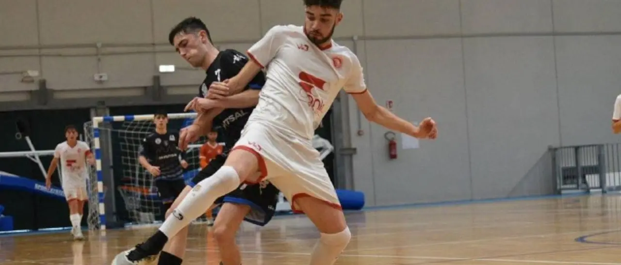 Calcio a 5, il Soverato Futsal acquista il pivot Daniele Primerano