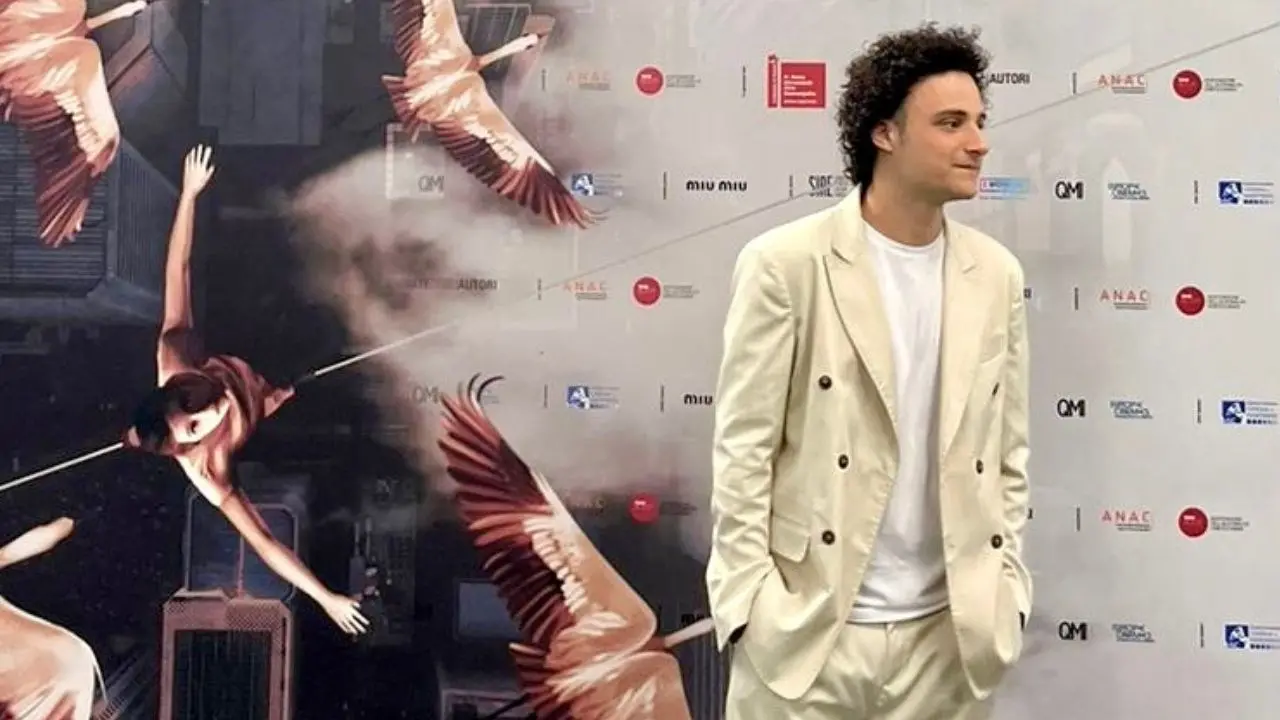 Un calabrese alla Mostra del cinema di Venezia, il debutto di Simone Iorgi sul red carpet: «È stata una lunga giornata ma stupenda»