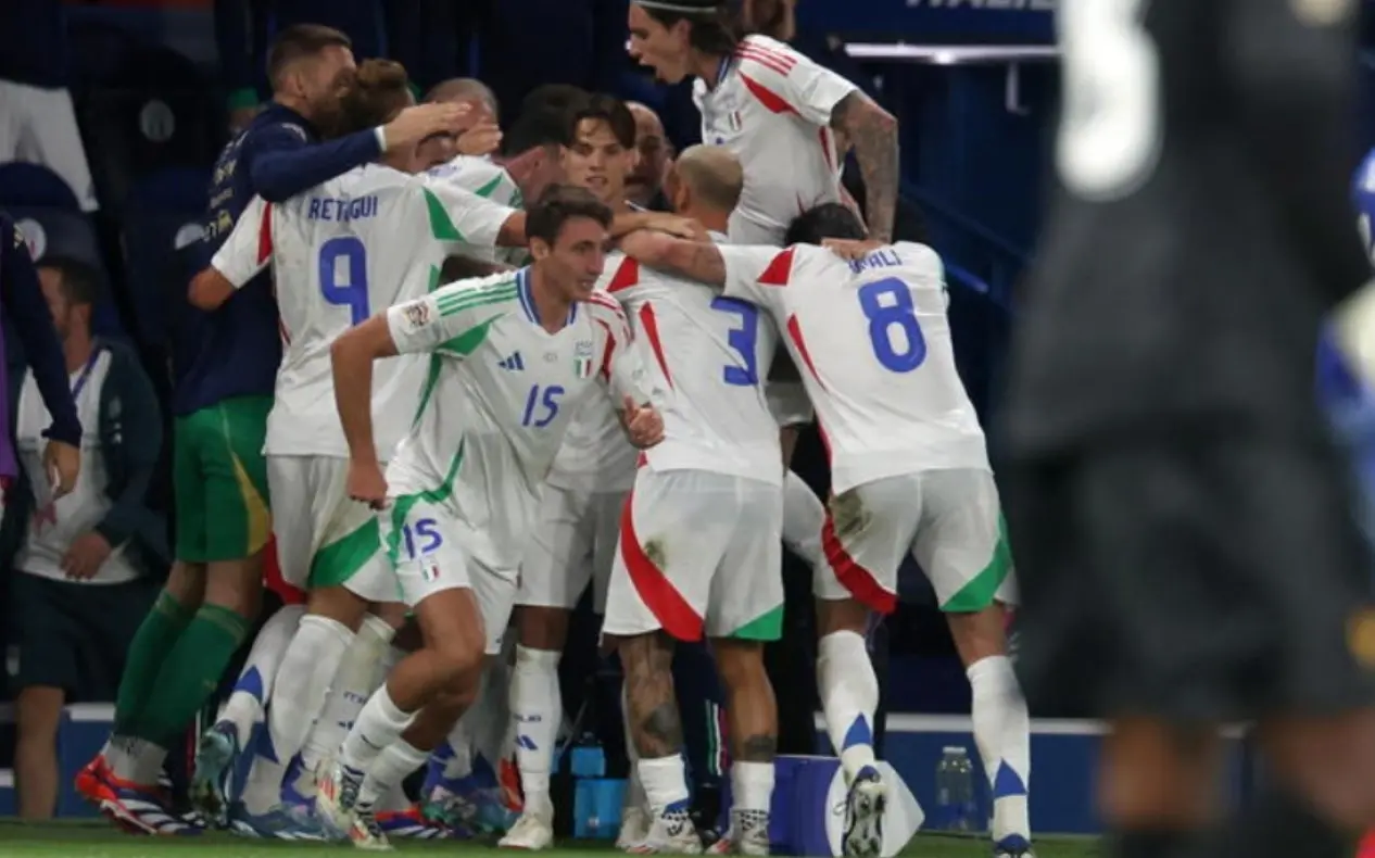 Nations League, dopo un avvio shock l’Italia batte la Francia con un tris