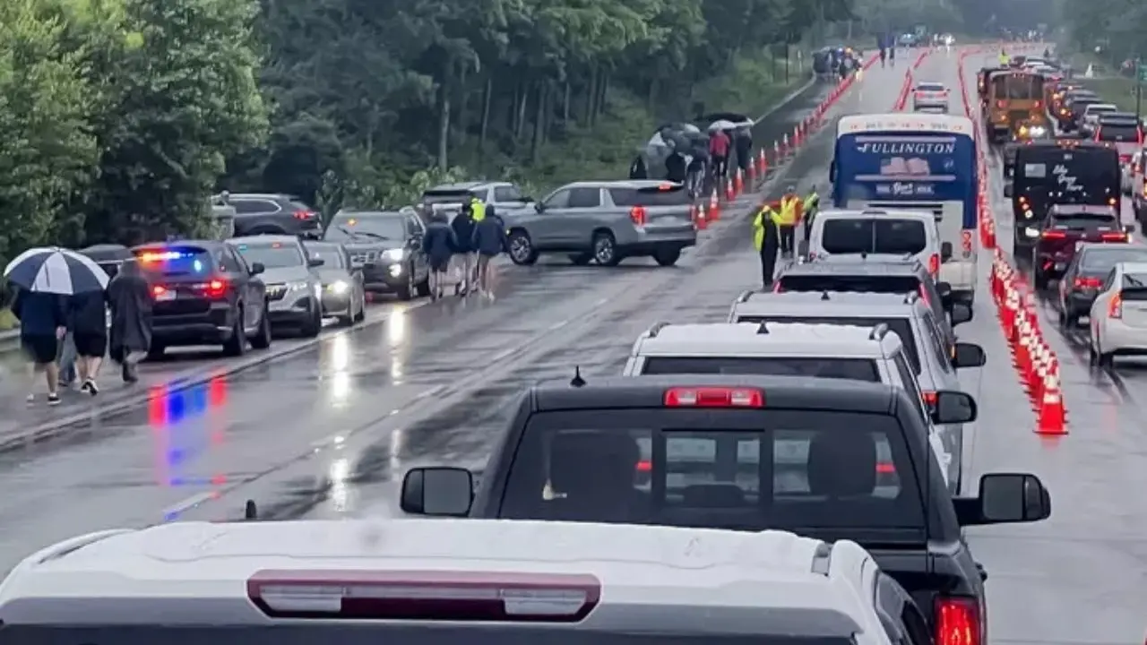 Nuova sparatoria negli Stati Uniti: almeno sette persone ferite in un’autostrada in Kentucky, alcune sono gravi