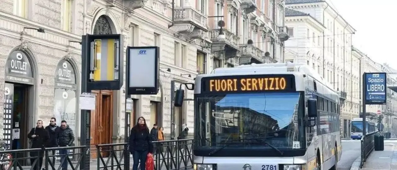 Sciopero di 8 ore del trasporto pubblico locale: disagi per chi deve muoversi in città