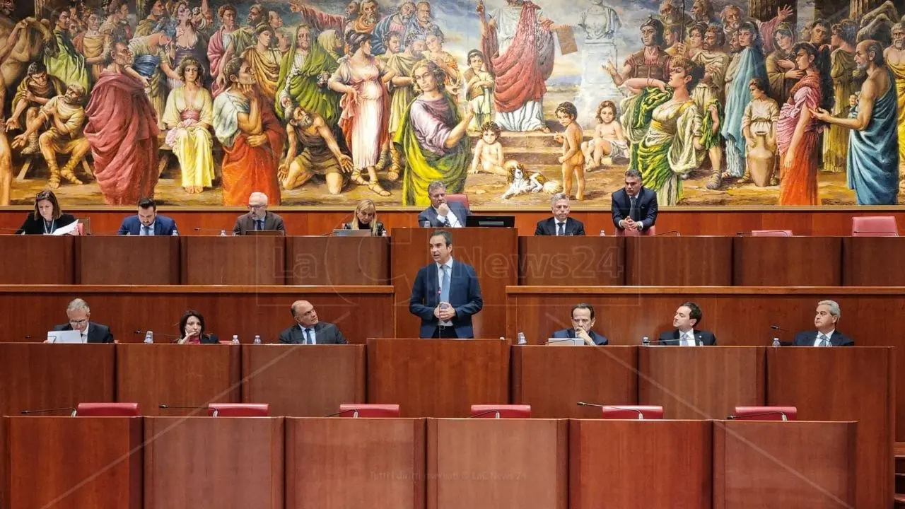 «Occhiuto racconta una Calabria che non esiste». Il Partito democratico boccia il governatore su tutta la linea