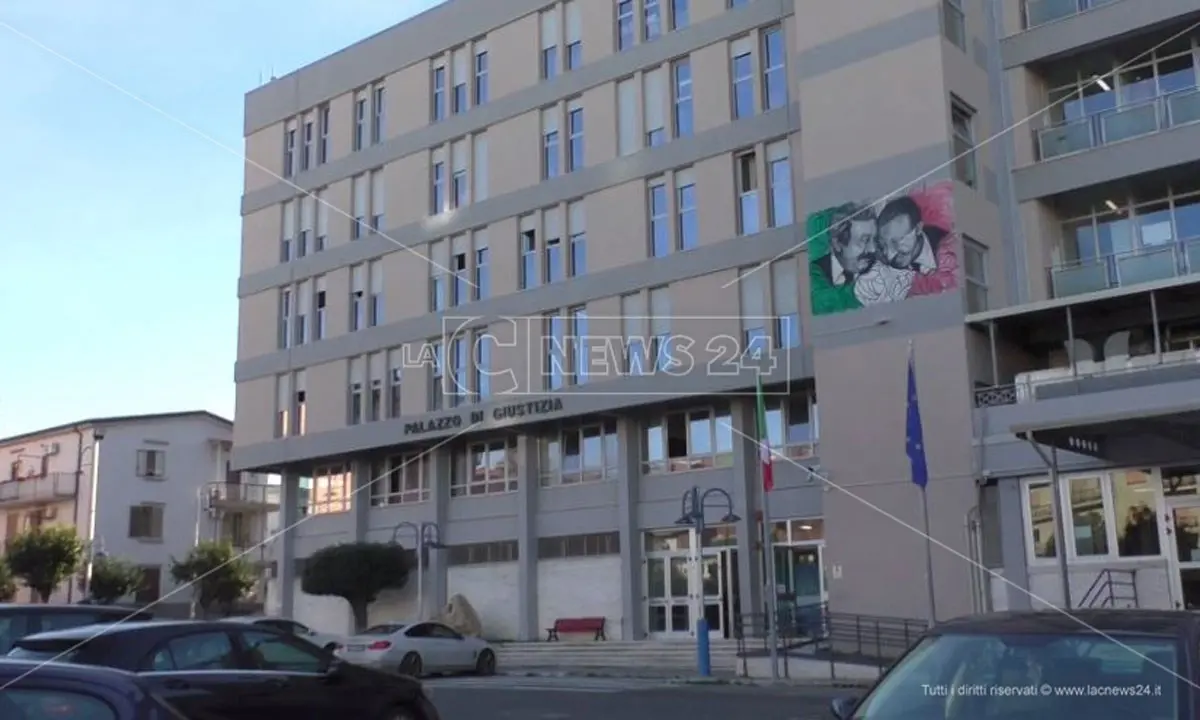 Cocaina a Crucoli, imprenditore di Cariati lascia il carcere e va ai domiciliari\n