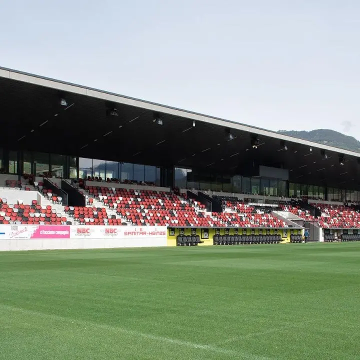 Schiaffi tra tifosi del Cosenza a Bolzano, sospeso il Daspo ad un ultras rossoblu